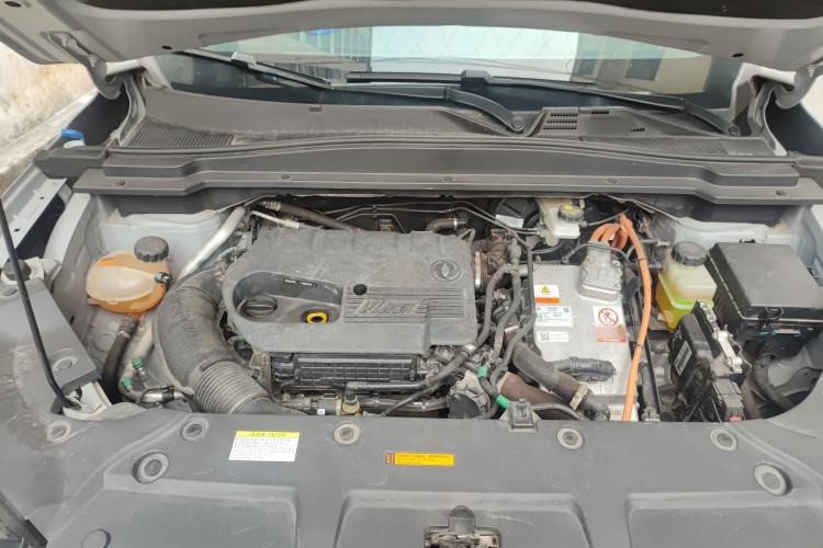 Used Dongfeng Aeolus Huge 2022 Mach Dual-Motor 1.5T MHD Dare-to-Dream Edition Engine Bay