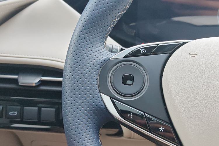 Used Dongfeng Aeolus Huge 2022 Mach Power 1.5T Dare-to-Drive Edition · Enjoyably悦 Interior 11
