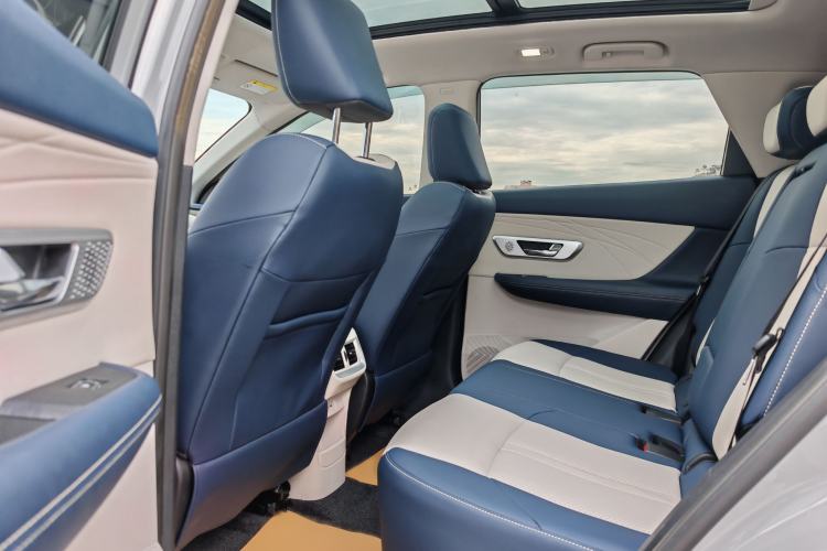 Used Dongfeng Aeolus Huge 2022 Mach Power 1.5T Dare-to-Drive Edition · Enjoyably悦 Interior 2