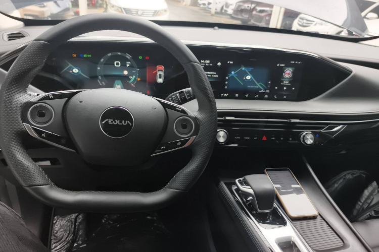 Used Dongfeng Aeolus Huge 2022 Mach Dual-Motor 1.5T MHD Dare-to-Dream Edition Interior 2