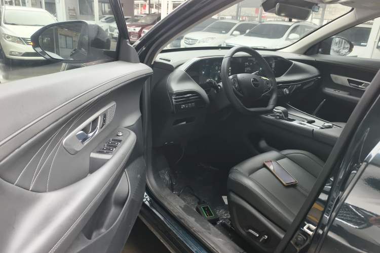 Used Dongfeng Aeolus Huge 2022 Mach Dual-Motor 1.5T MHD Dare-to-Dream Edition Interior 3