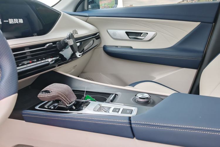 Used Dongfeng Aeolus Huge 2022 Mach Power 1.5T Dare-to-Drive Edition · Enjoyably悦 Interior 6