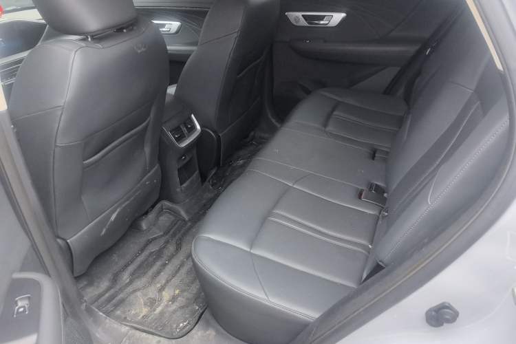 Used Dongfeng Aeolus Huge 2022 Mach Power 1.5T Dare-to-Drive Edition · Enjoyably悦 Left Rear Seat