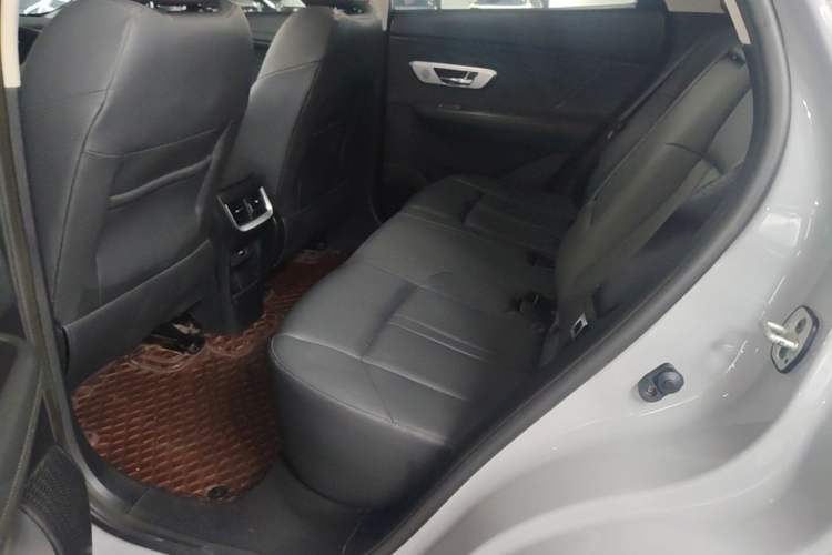 Used Dongfeng Aeolus Huge 2022 Mach Dual-Motor 1.5T MHD Dare-to-Dream Edition Left Rear Seat