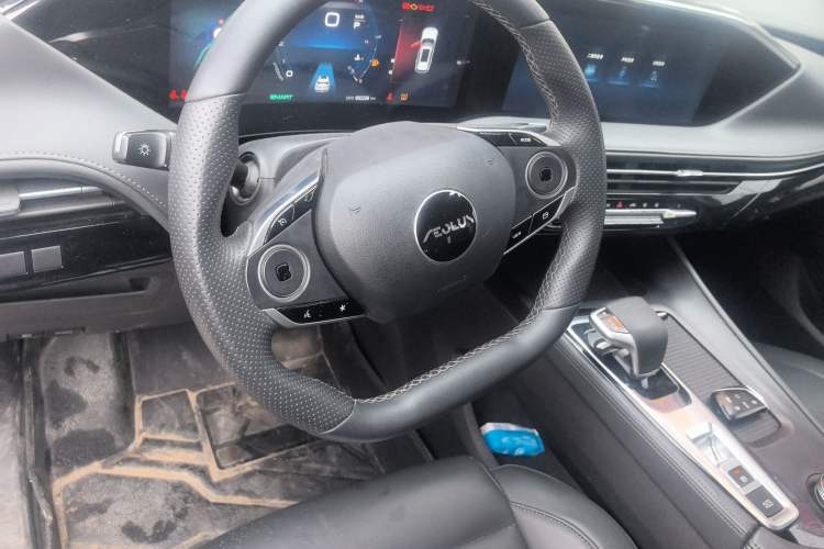 Used Dongfeng Aeolus Huge 2022 Mach Power 1.5T Dare-to-Drive Edition · Enjoyably悦 Steering Wheel