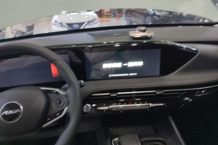 Used Dongfeng Aeolus Huge 2022 Mach Power 1.5T Dare-to-Drive Edition · Enjoyably悦 Audio And AC Panel