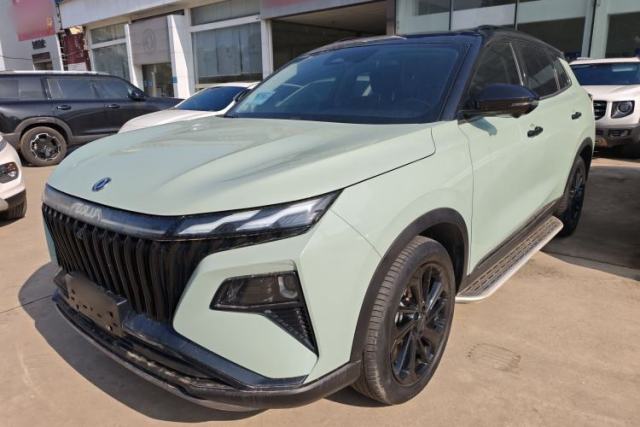 Used Dongfeng Aeolus Huge 2022 Mach Dual-Motor 1.5T MHD Dare-to-Dream Edition
