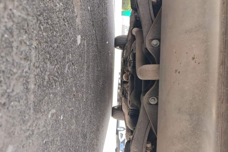 Used Dongfeng Aeolus Huge 2022 Mach Dual-Motor 1.5T MHD Dare-to-Dream Edition Chassis Rear
