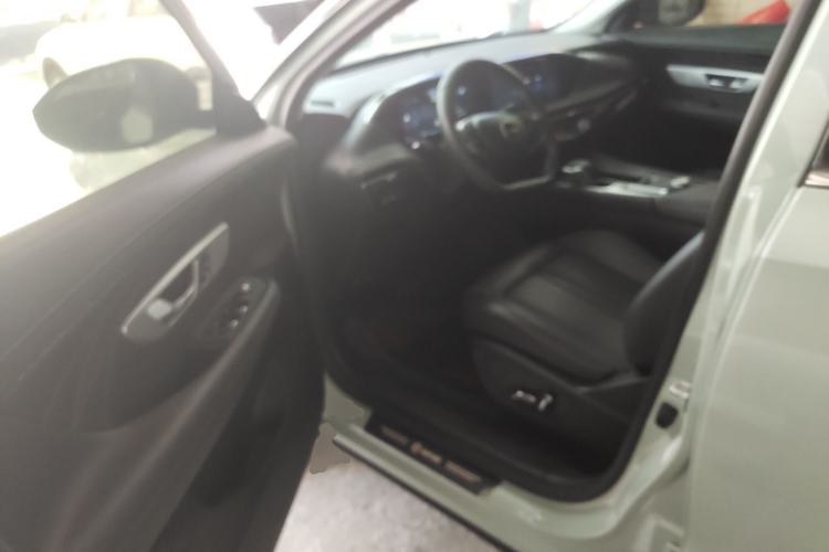 Used Dongfeng Aeolus Huge 2022 Mach Dual-Motor 1.5T MHD Dare-to-Dream Edition Driver Seat