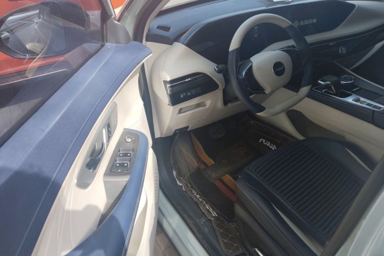 Used Dongfeng Aeolus Huge 2022 Mach Dual-Motor 1.5T MHD Dare-to-Dream Edition Driver Seat