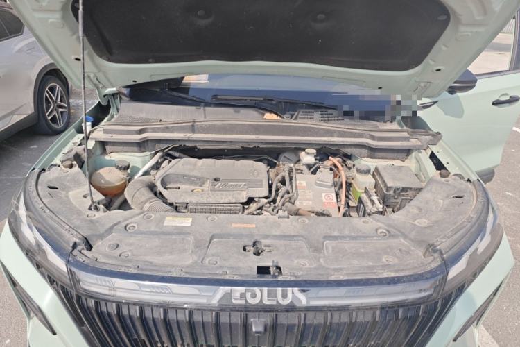 Used Dongfeng Aeolus Huge 2022 Mach Dual-Motor 1.5T MHD Dare-to-Dream Edition Engine Bay