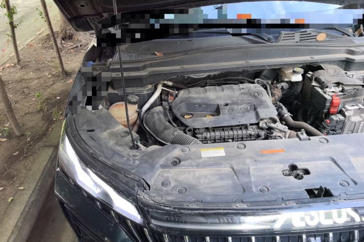 Used Dongfeng Aeolus Huge 2022 Mach Power 1.5T Dare-to-Love Edition Engine Bay Right