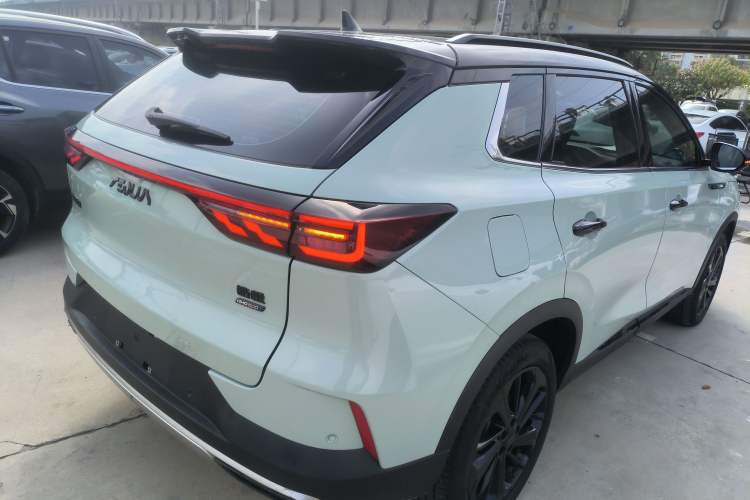 Used Dongfeng Aeolus Huge 2022 Mach Dual-Motor 1.5T MHD Dare-to-Dream Edition Exterior 5
