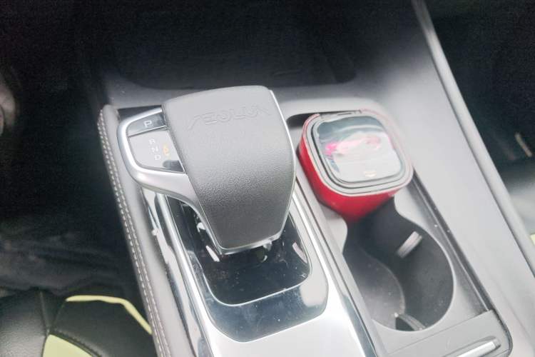Used Dongfeng Aeolus Huge 2022 Mach Power 1.5T Dare-to-Drive Edition · Enjoyably悦 Gear Lever