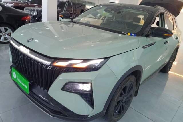 Used Dongfeng Aeolus Huge 2022 Mach Dual-Motor 1.5T MHD Dare-to-Dream Edition