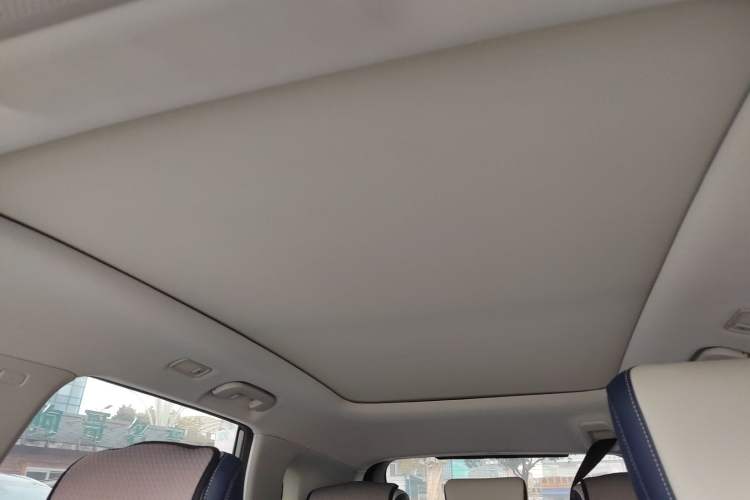 Used Dongfeng Aeolus Huge 2022 Mach Power 1.5T Dare-to-Enjoy Edition · Yue Headliner
