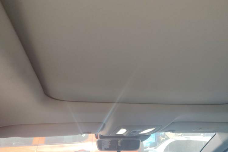 Used Dongfeng Aeolus Huge 2022 Mach Dual-Motor 1.5T MHD Dare-to-Dream Edition Headliner