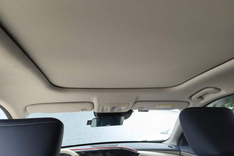 Used Dongfeng Aeolus Huge 2022 Mach Power 1.5T Dare-to-Drive Edition · Enjoyably悦 Headliner