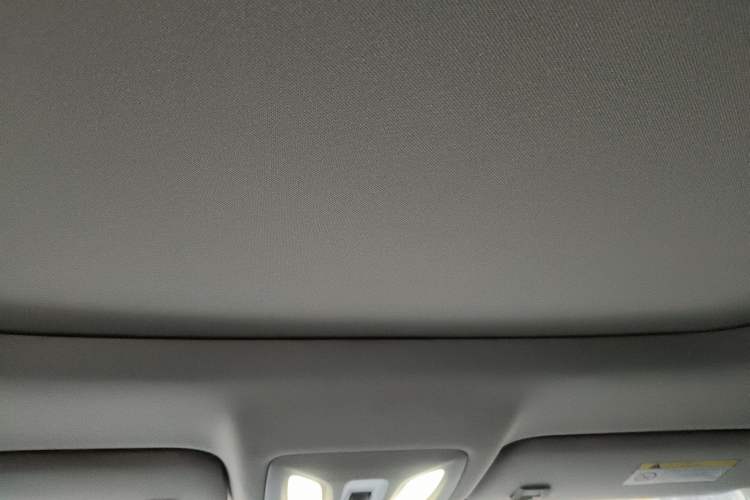 Used Dongfeng Aeolus Huge 2022 Mach Power 1.5T DareDrive Edition · Smart Headliner
