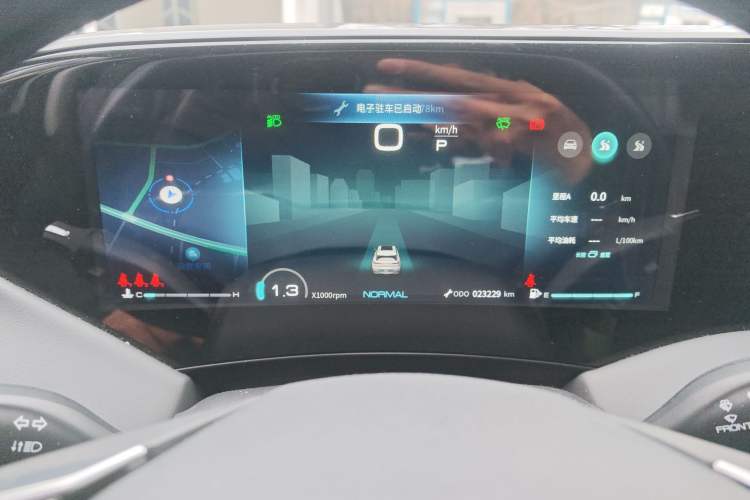 Used Dongfeng Aeolus Huge 2022 Mach Power 1.5T Dare-to-Drive Edition · Enjoyably悦 Instrument Cluster
