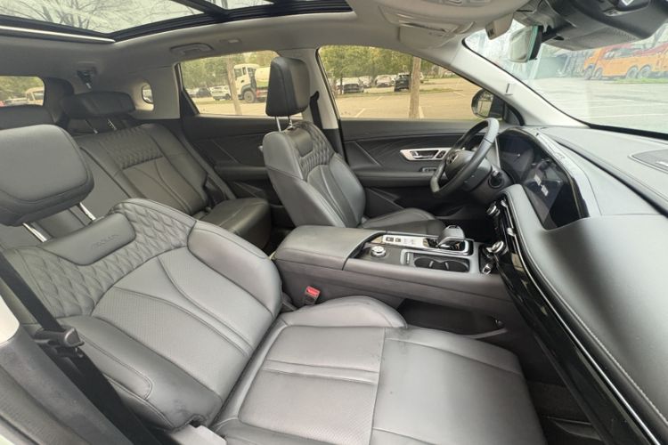 Used Dongfeng Aeolus Huge 2022 Mach Power 1.5T Dare-to-Love Edition Interior 4
