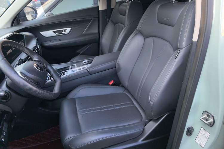 Used Dongfeng Aeolus Huge 2022 Mach Dual-Motor 1.5T MHD Dare-to-Dream Edition Left Front Seat
