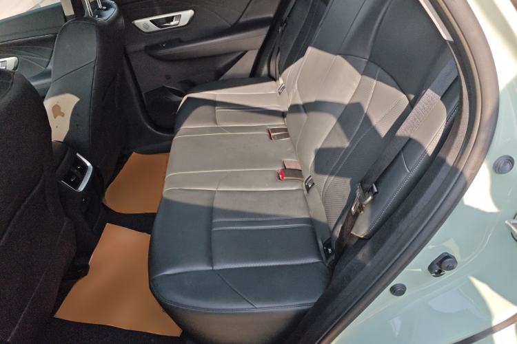 Used Dongfeng Aeolus Huge 2022 Mach Dual-Motor 1.5T MHD Dare-to-Dream Edition Left Rear Seat