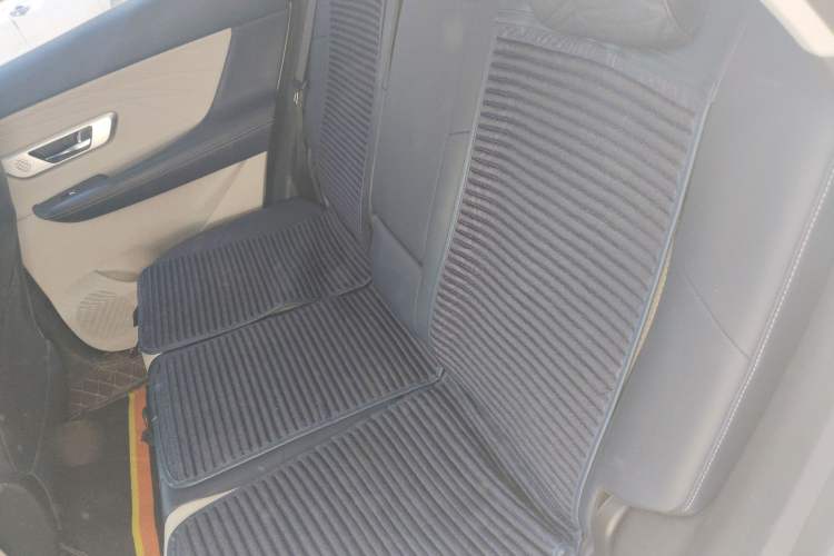 Used Dongfeng Aeolus Huge 2022 Mach Dual-Motor 1.5T MHD Dare-to-Dream Edition Left Rear Seat