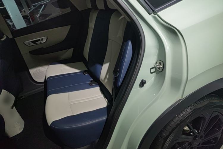 Used Dongfeng Aeolus Huge 2022 Mach Power 1.5T Dare-to-Drive Edition · Enjoyably悦 Left Rear Seat