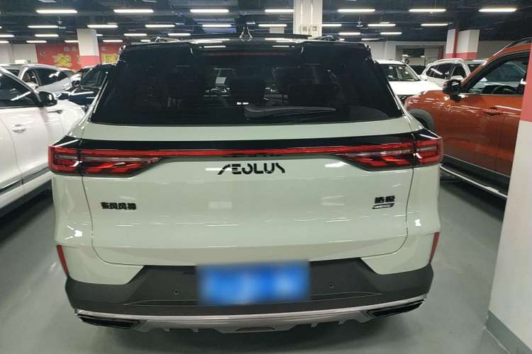 Used Dongfeng Aeolus Huge 2022 Mach Dual-Motor 1.5T MHD Dare-to-Dream Edition Rear