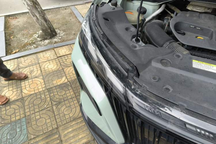 Used Dongfeng Aeolus Huge 2022 Mach Power 1.5T Dare-to-Drive Edition · Enjoyably悦 Right Front Headlight