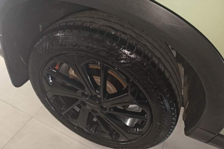 Used Dongfeng Aeolus Huge 2022 Mach Power 1.5T Dare-to-Drive Edition · Enjoyably悦 Right Rear Wheel Hub