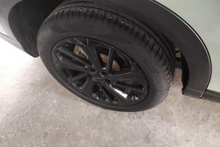 Used Dongfeng Aeolus Huge 2022 Mach Dual-Motor 1.5T MHD Dare-to-Dream Edition Right Rear Wheel Hub