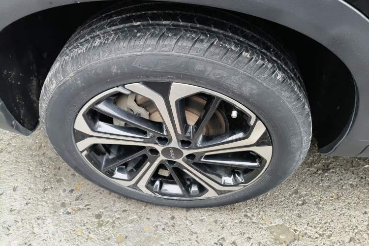 Used Dongfeng Aeolus Huge 2022 Mach Power 1.5T DareDrive Edition · Smart Right Rear Wheel Hub