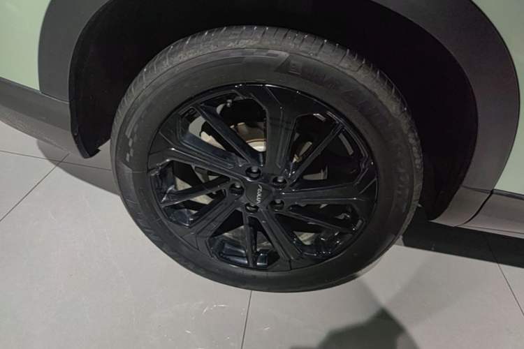 Used Dongfeng Aeolus Huge 2022 Mach Power 1.5T Dare-to-Drive Edition · Enjoyably悦 Right Rear Wheel Hub
