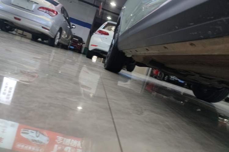 Used Dongfeng Aeolus Huge 2022 Mach Power 1.5T Dare-to-Drive Edition · Enjoyably悦 Right Side Sill