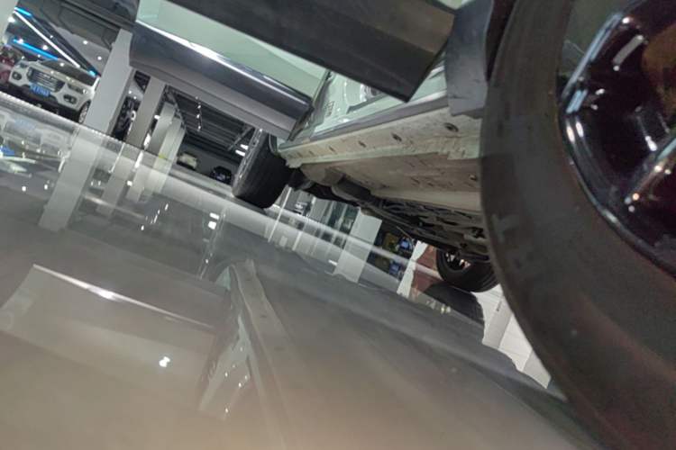 Used Dongfeng Aeolus Huge 2022 Mach Power 1.5T Dare-to-Drive Edition · Enjoyably悦 Right Side Sill