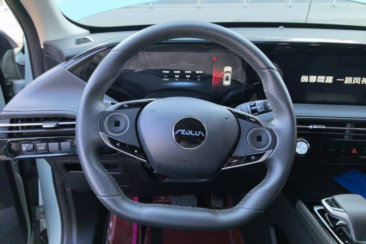 Used Dongfeng Aeolus Huge 2022 Mach Dual-Motor 1.5T MHD Dare-to-Dream Edition Steering Wheel