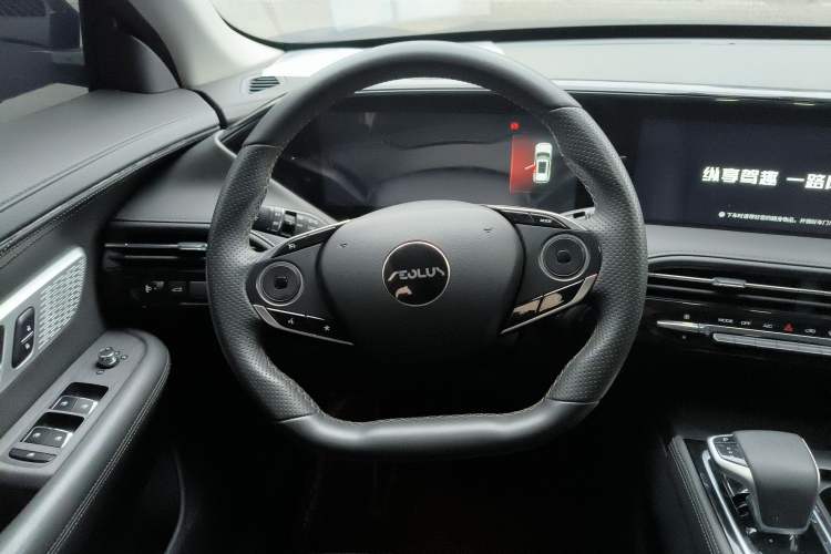 Used Dongfeng Aeolus Huge 2022 Mach Power 1.5T DareDrive Edition · Smart Steering Wheel