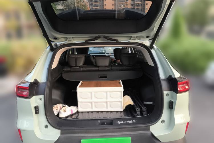 Used Dongfeng Aeolus Huge 2022 Mach Dual-Motor 1.5T MHD Dare-to-Dream Edition Trunk