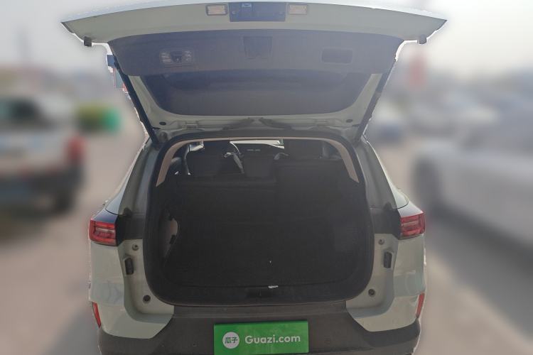 Used Dongfeng Aeolus Huge 2022 Mach Dual-Motor 1.5T MHD Dare-to-Dream Edition Trunk