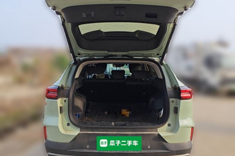 Used Dongfeng Aeolus Huge 2022 Mach Power 1.5T Dare-to-Love Edition Trunk