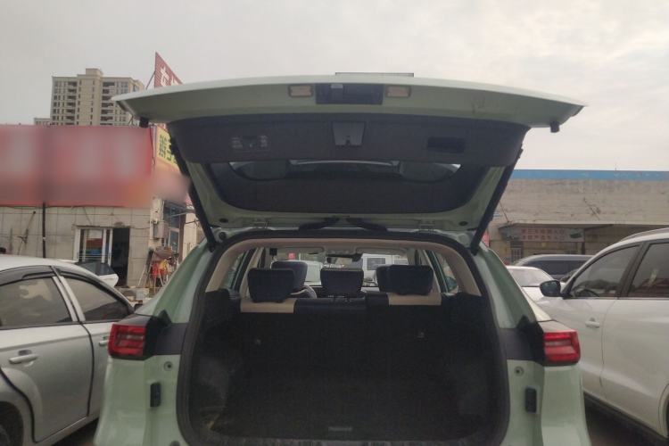 Used Dongfeng Aeolus Huge 2022 Mach Dual-Motor 1.5T MHD Dare-to-Dream Edition Trunk