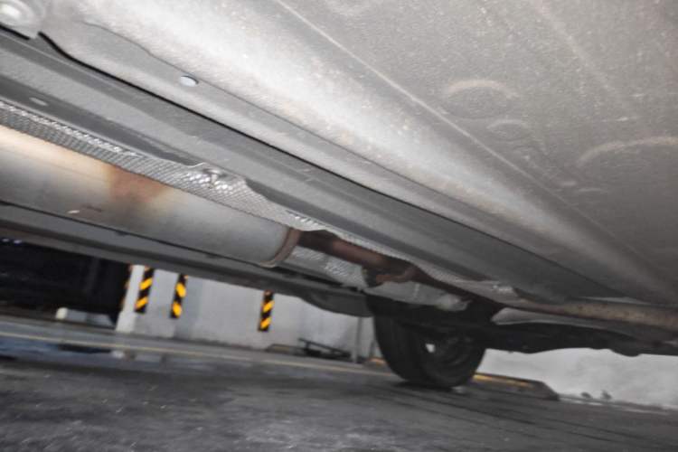 Used Dongfeng Aeolus Huge 2022 Mach Power 1.5T Dare-to-Love Edition Chassis Front Right