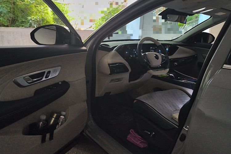 Used Dongfeng Aeolus Huge 2022 Mach Dual-Motor 1.5T MHD Dare-to-Dream Edition Driver Seat