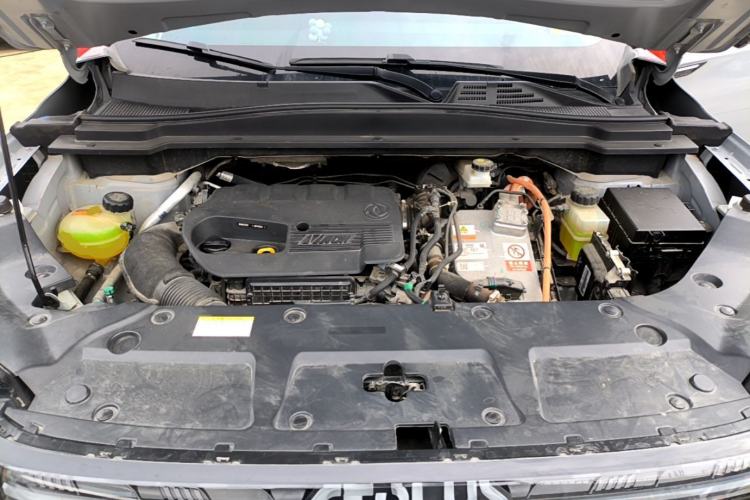 Used Dongfeng Aeolus Huge 2022 Mach Dual-Motor 1.5T MHD Dare-to-Dream Edition Engine Bay