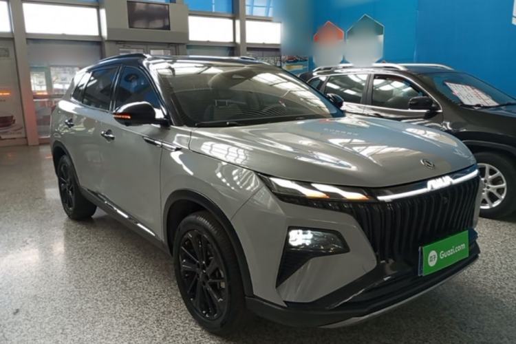 Used Dongfeng Aeolus Huge 2022 Mach Dual-Motor 1.5T MHD Dare-to-Dream Edition Front Right 45 Deg