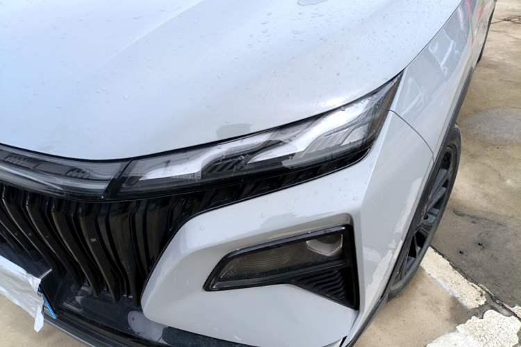 Used Dongfeng Aeolus Huge 2022 Mach Dual-Motor 1.5T MHD Dare-to-Dream Edition Left Front Headlight