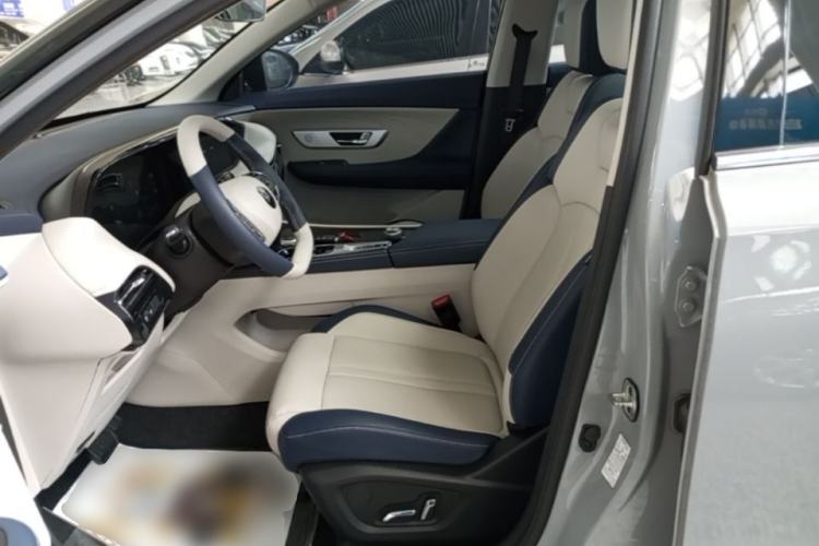 Used Dongfeng Aeolus Huge 2022 Mach Dual-Motor 1.5T MHD Dare-to-Dream Edition Left Front Seat