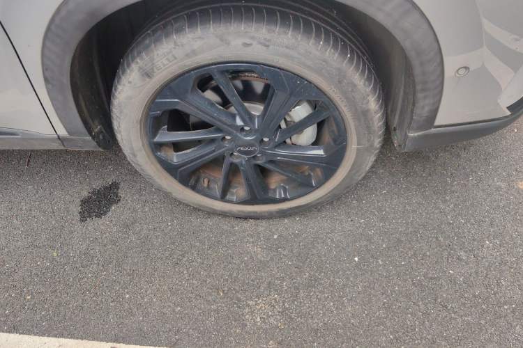 Used Dongfeng Aeolus Huge 2022 Mach Power 1.5T Dare-to-Love Edition Right Front Wheel Hub